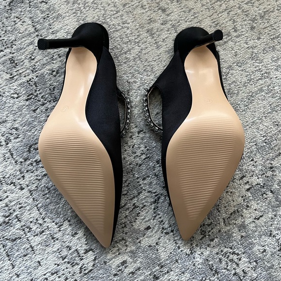 Evening heels - Picture 2 of 3